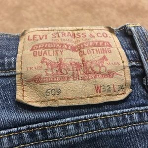 levis 609